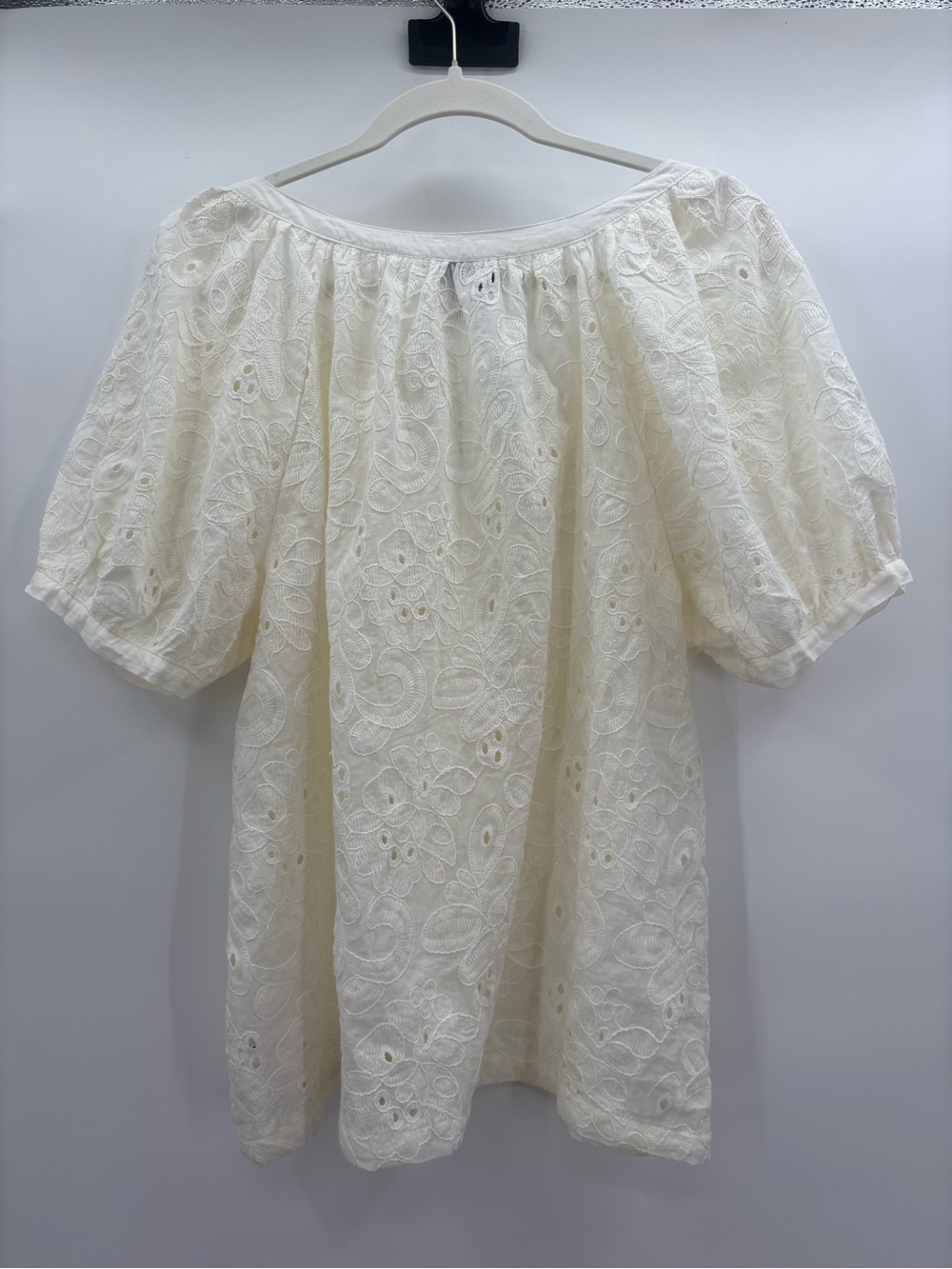 Calypso St. Barth Cream Eyelet Button-Front Puff Sleeve Top Size Large - Picture 3 of 6